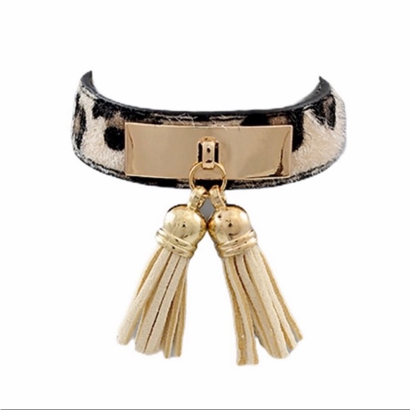 Gold Leopard Tassel Bracelet NEW - Picture 1 of 7
